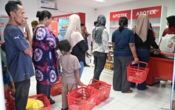 Sambut Hari Sumpah Pemuda, Wamendes Tinjau KDKMP di Klaten, Sinergi PLN Dukung Penguatan Ekonomi Desa melalui Kemitraan Layanan Pembayaran Listrik