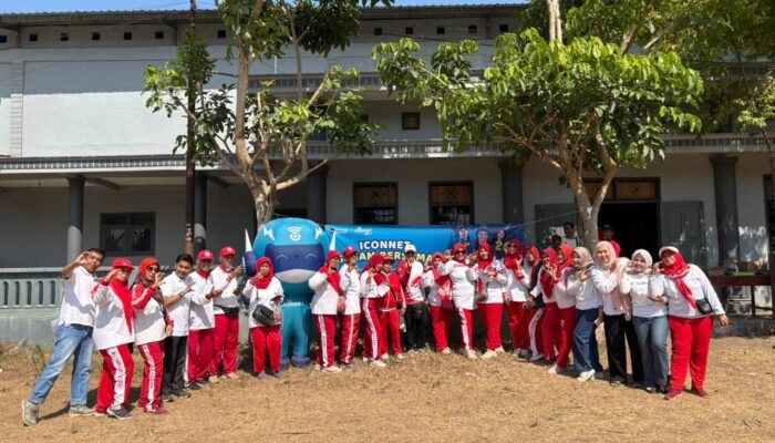 Senam Bersama ICONNET di Talangsuko, PLN Icon Plus Jatim Perkuat Kedekatan dengan Warga Turen Malang
