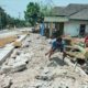 Pagar Roboh Kena Proyek U-Ditch, Warga Sidomukti Kepohbaru Bojonegoro Tuntut Ganti Rugi