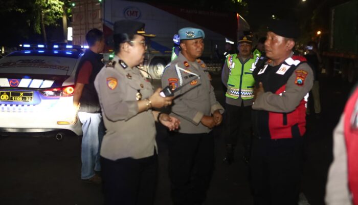Polres Pelabuhan Tanjung Perak Gelar Patroli Skala Besar, Antisipasi Gangster dan Balap Liar