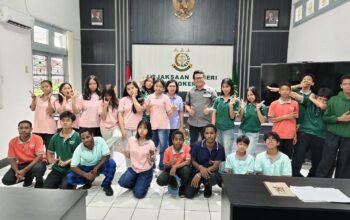 SMA Kristen Purwokerto Ajak Siswa Kelas X Belajar Hukum Sejak Dini melalui Outing Class ke Kejaksaan Negeri